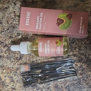 MUSE Organic Castor Oil Eyelash & Brow Serum with applicators